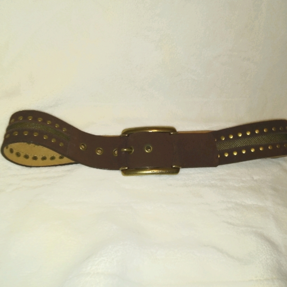 Michael Kors brown leather belt M